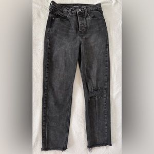Old Navy Extra High Rise Sky-Hi Straight Jeans